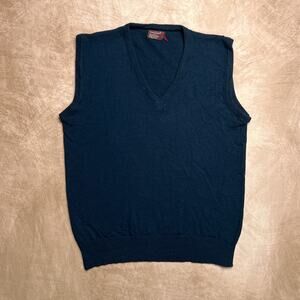 Vintage 70s Kingsport Sleeveless Sweater Vest Navy Knit Acrylic Academia Retro